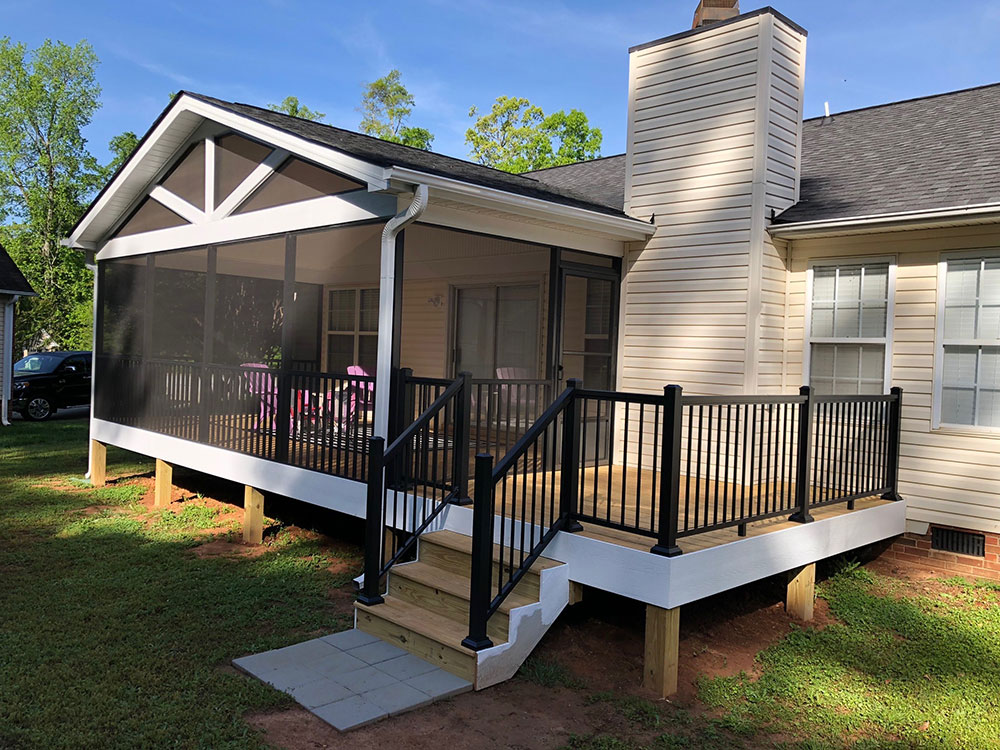 professional deck & fence contractors greenville sc