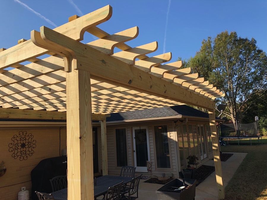 custom backyard pergolas greenville sc